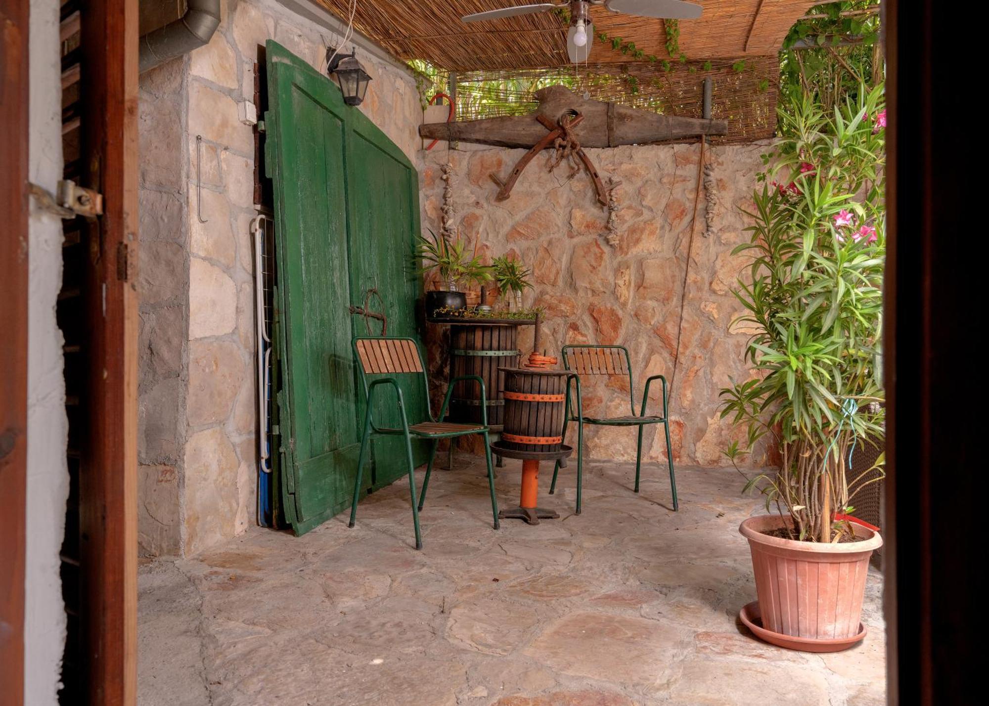 Holiday Home Skala With Hot Tub & Kala With Terrace Pitve Ngoại thất bức ảnh